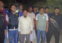 মুন্সিগঞ্জে এলোপাতাড়ি গুলিতে নারী-শিশুসহ অন্তত ১৫ জন গুলিবিদ্ধ, আটক ৩