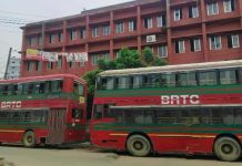 কবি নজরুল কলেজে নেই পর্যাপ্ত পরিবহন, ভোগান্তিতে শিক্ষার্থীরা